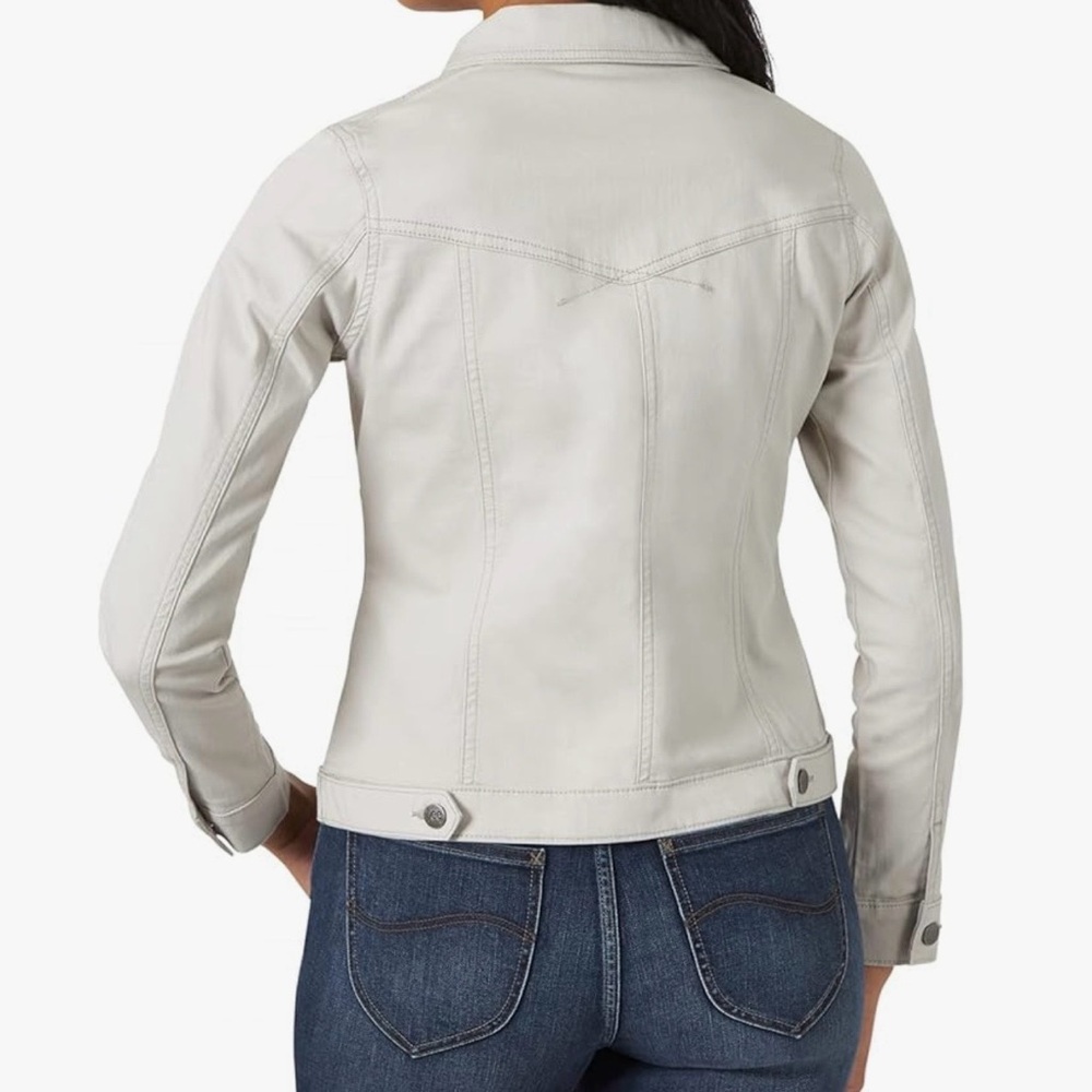 Lee Riders Women’s Cream Denim Stretch Jacket! Small! - Picture 13 of 16